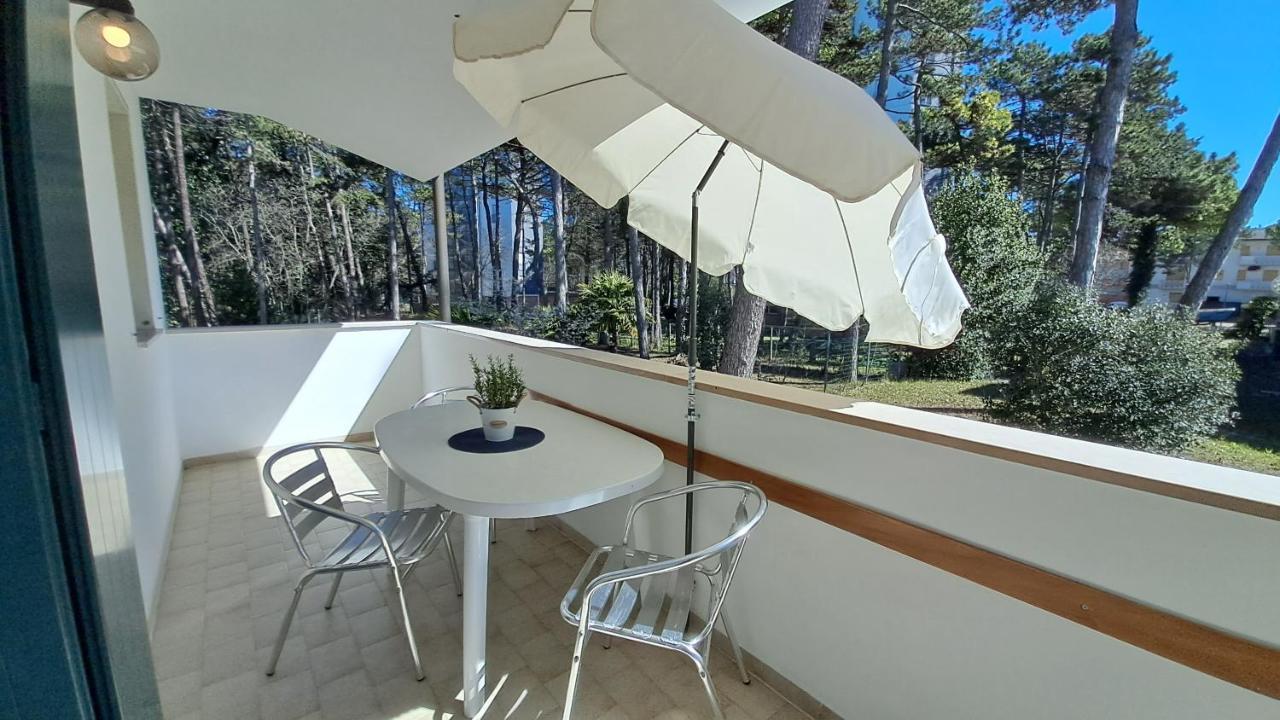 Villa Barbara Fra I Pini Lignano Sabbiadoro Extérieur photo