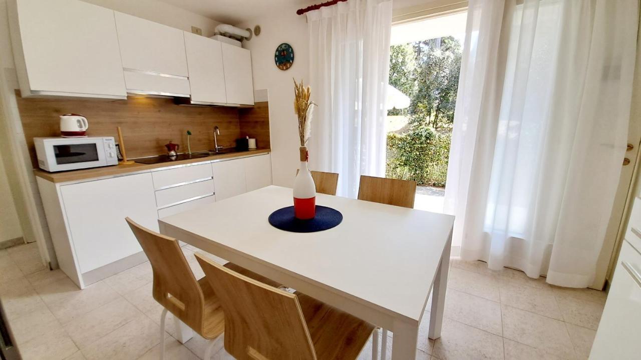 Villa Barbara Fra I Pini Lignano Sabbiadoro Extérieur photo