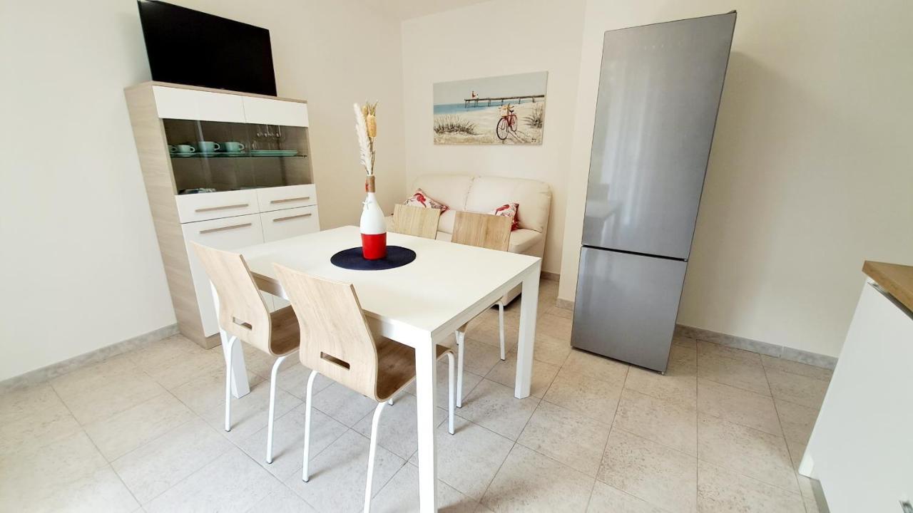 Villa Barbara Fra I Pini Lignano Sabbiadoro Extérieur photo