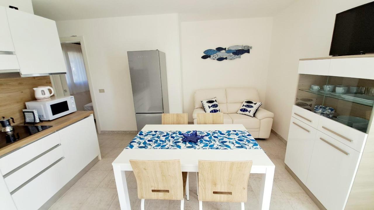 Villa Barbara Fra I Pini Lignano Sabbiadoro Extérieur photo