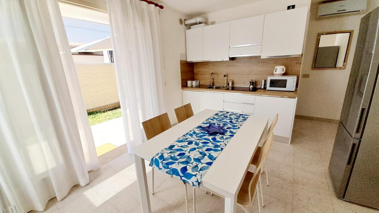 Villa Barbara Fra I Pini Lignano Sabbiadoro Extérieur photo