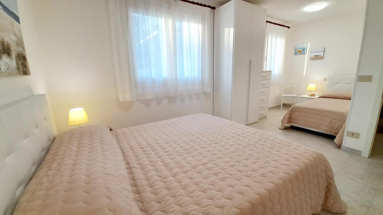 Villa Barbara Fra I Pini Lignano Sabbiadoro Extérieur photo